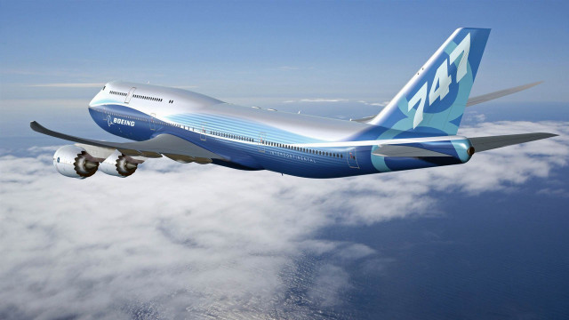 Large blue white airplane flying #2 free wallpaper - medium preview image
