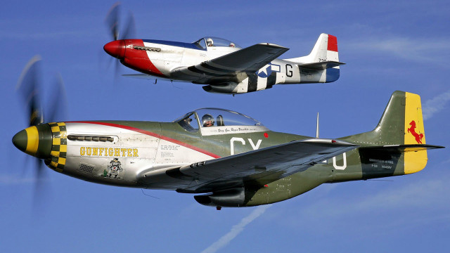 Two planes flying sky propellers free wallpaper - medium preview image