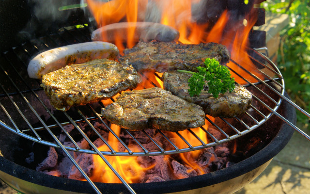 Grill hamburgers steaks cooking garnish free wallpaper - medium preview image