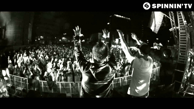 Crowd stage hands up man free wallpaper - medium preview image