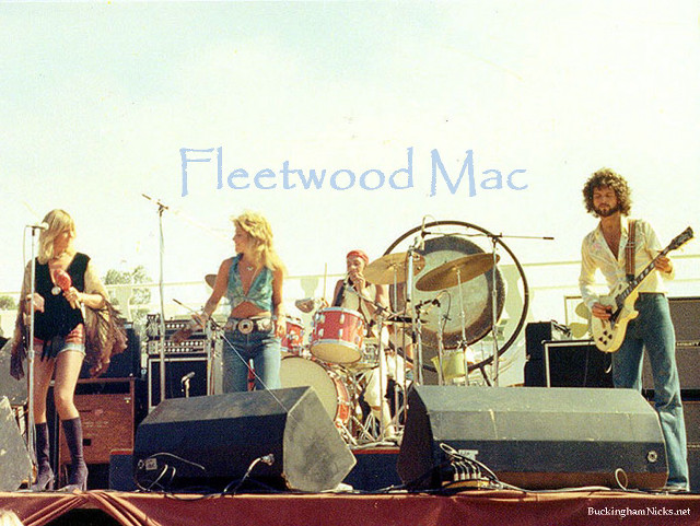 Stage band performance guitars drums free wallpaper - medium preview image
