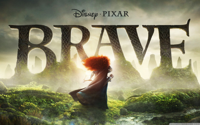 Brave redhair woman castle sunlight free wallpaper - medium preview image