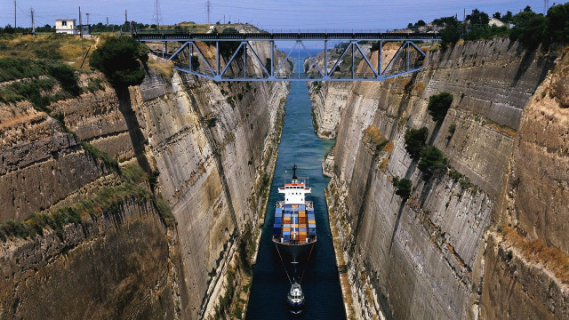 Large boat narrow canal bridge free wallpaper - medium preview image