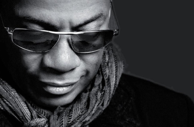 Man glasses scarf cellphone looking free wallpaper - medium preview image