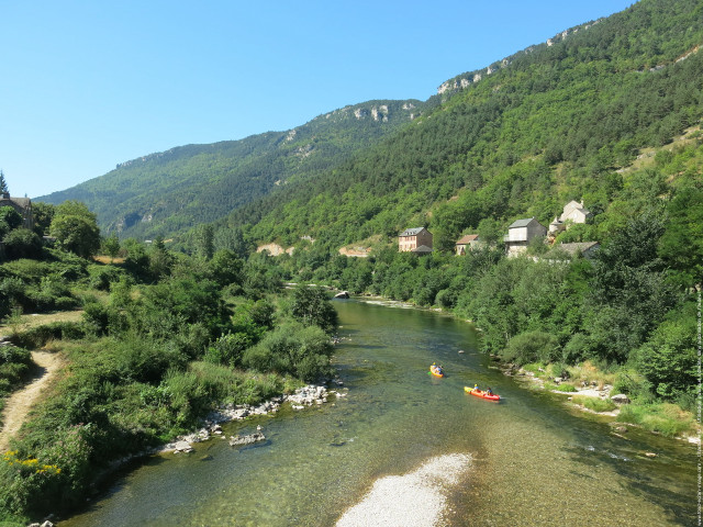 River boat mountains trees background free wallpaper - medium preview image