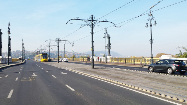 Car driving yellow bus road free wallpaper - medium preview image