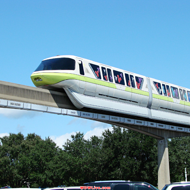 Monorail train track parking lot free wallpaper - medium preview image