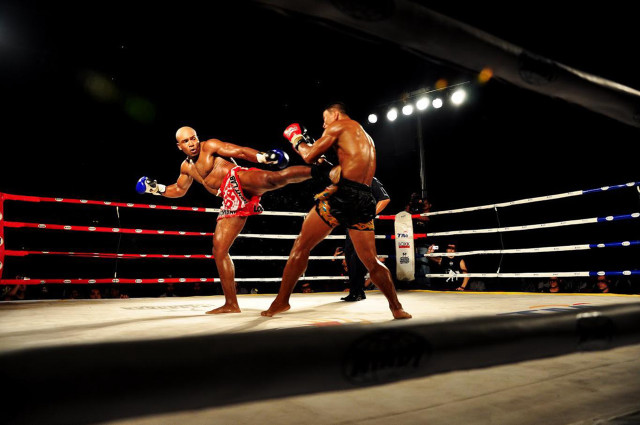 Two men boxing ring kick free wallpaper - medium preview image