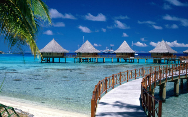 Pier beach hut sky ocean free wallpaper - medium preview image