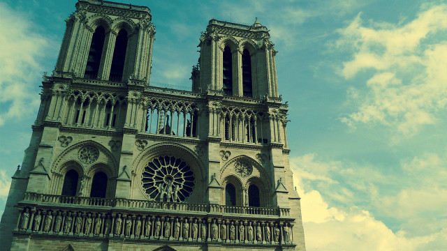 Large cathedral clock tower sky free wallpaper - medium preview image