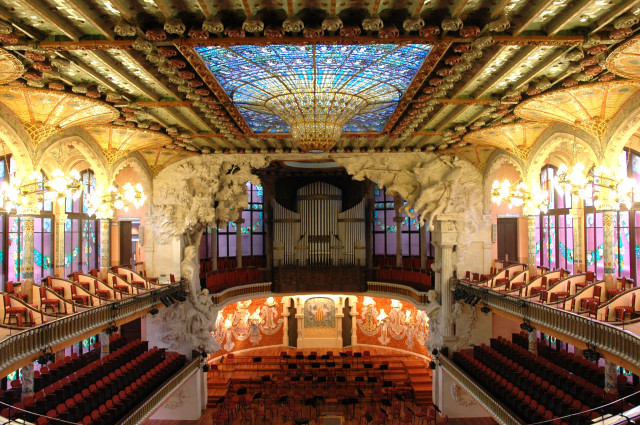Auditorium stained glass ceiling pipe free wallpaper - medium preview image