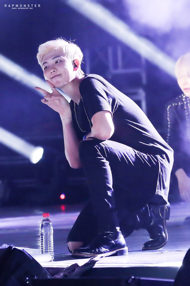 Man kneeling stage microphone water free wallpaper - medium preview image