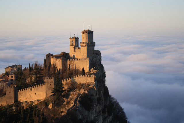 Castle cliff clouds sunlight dreamy free wallpaper - medium preview image