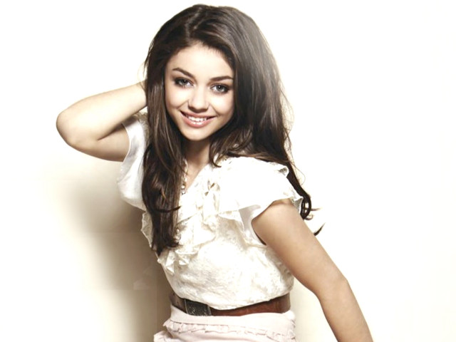 Woman posing white shirt pink free wallpaper for desktop - medium preview image
