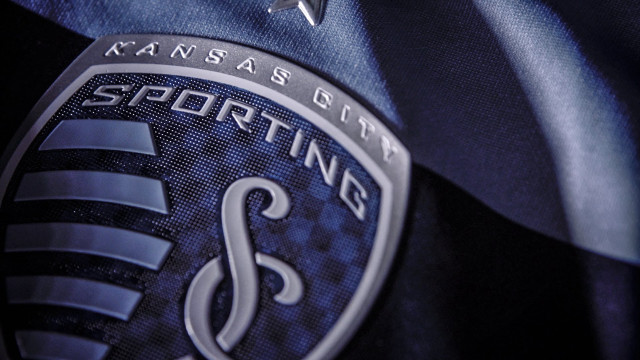 Close up sports uniform star free wallpaper - medium preview image