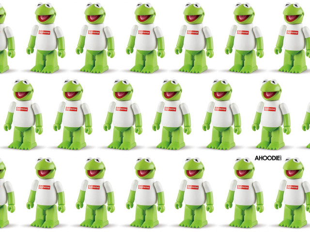 Green white frog dolls expressions free wallpaper - medium preview image