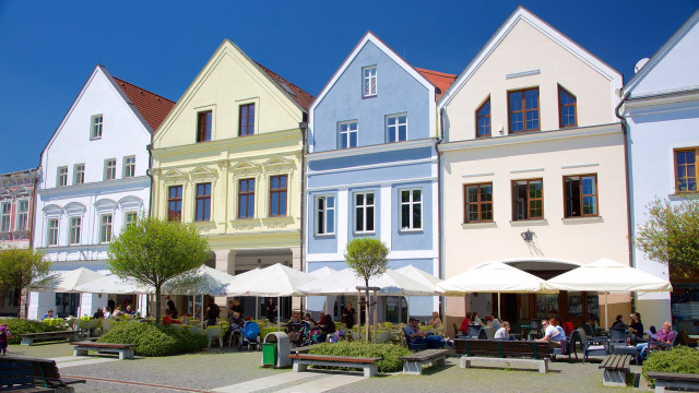 Colorful buildings people tables sunny free wallpaper - medium preview image