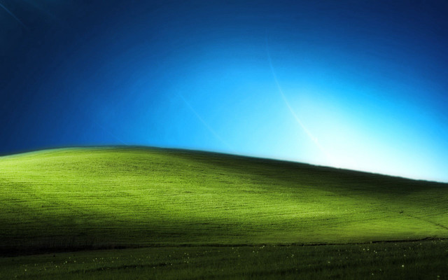 Green field blue sky bright free wallpaper - medium preview image