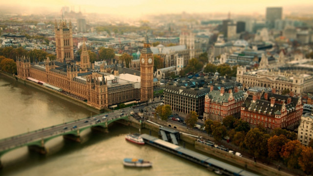 City bridge river boat view free wallpaper - medium preview image