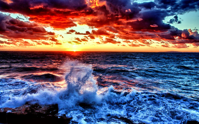 Sunset ocean wave boat clouds free wallpaper - medium preview image