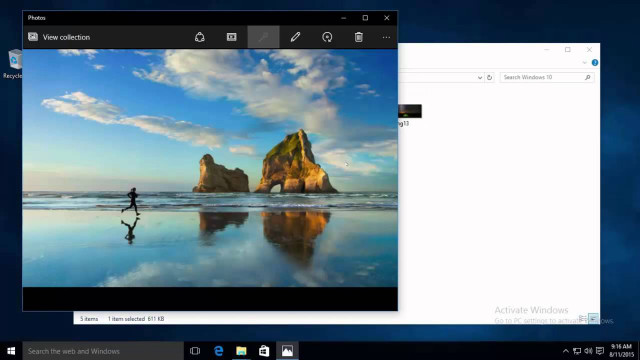 Computer screen person walking beach free wallpaper - medium preview image
