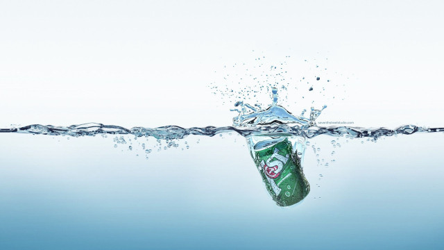 Soda floating water splash side free wallpaper - medium preview image