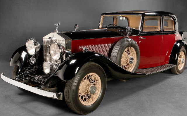 Vintage car black red tan free wallpaper - medium preview image