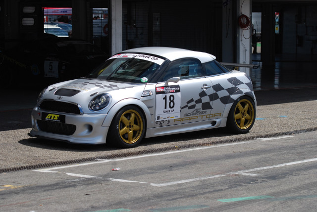 Silver car checkered design parked free wallpaper - medium preview image