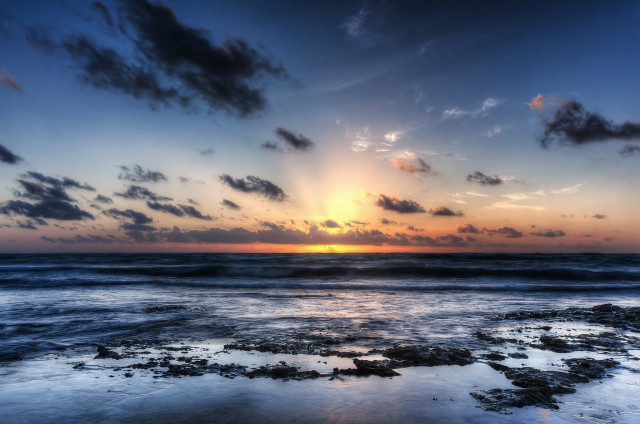 Sunset ocean sky clouds water free wallpaper - medium preview image