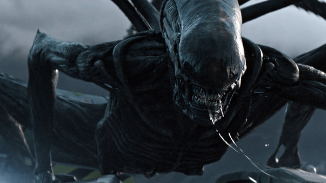 Giant alien attack sharp teeth free wallpaper - medium preview image