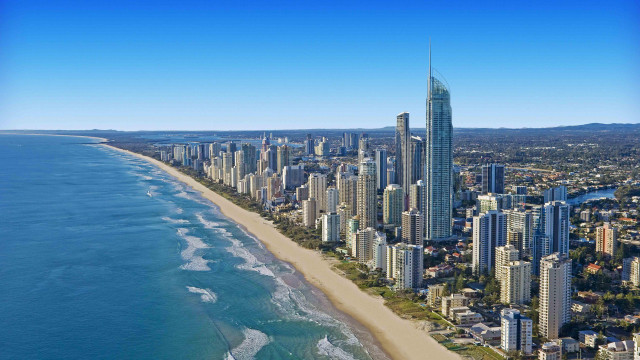 City beach water background scenery free wallpaper - medium preview image