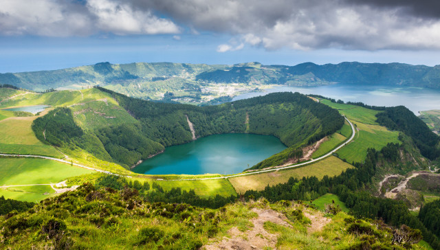 Lake mountain view cloudy sky free wallpaper - medium preview image