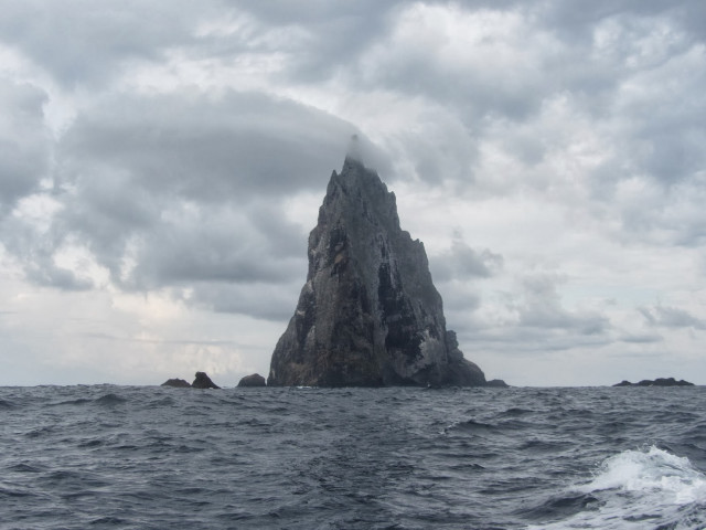 Rock ocean cloudy sky boat free wallpaper - medium preview image