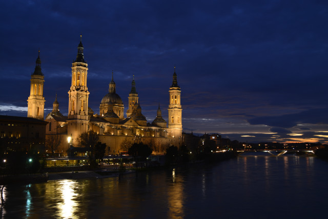 Large building towers night river free wallpaper - medium preview image