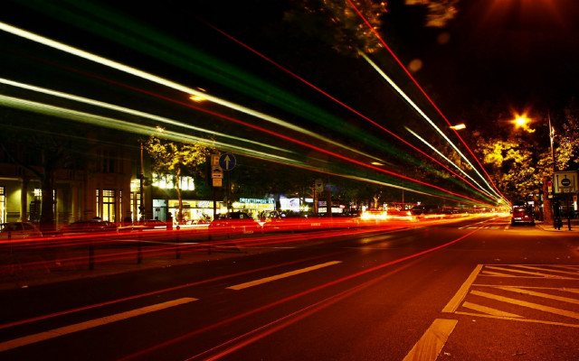 City street traffic night long #4 free wallpaper - medium preview image