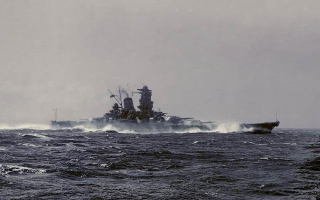 Large boat ocean smoke coming free wallpaper - medium preview image