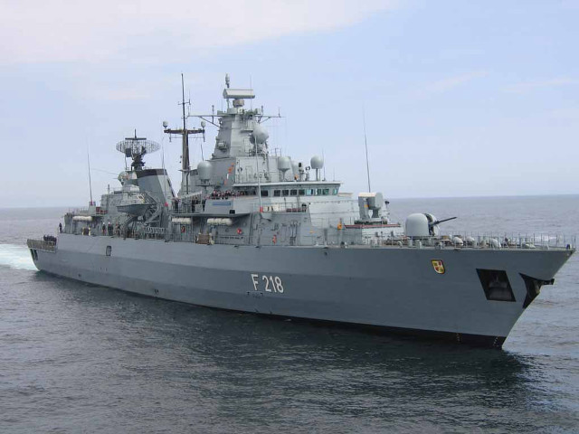 Large gray ship ocean people #5 free wallpaper - medium preview image
