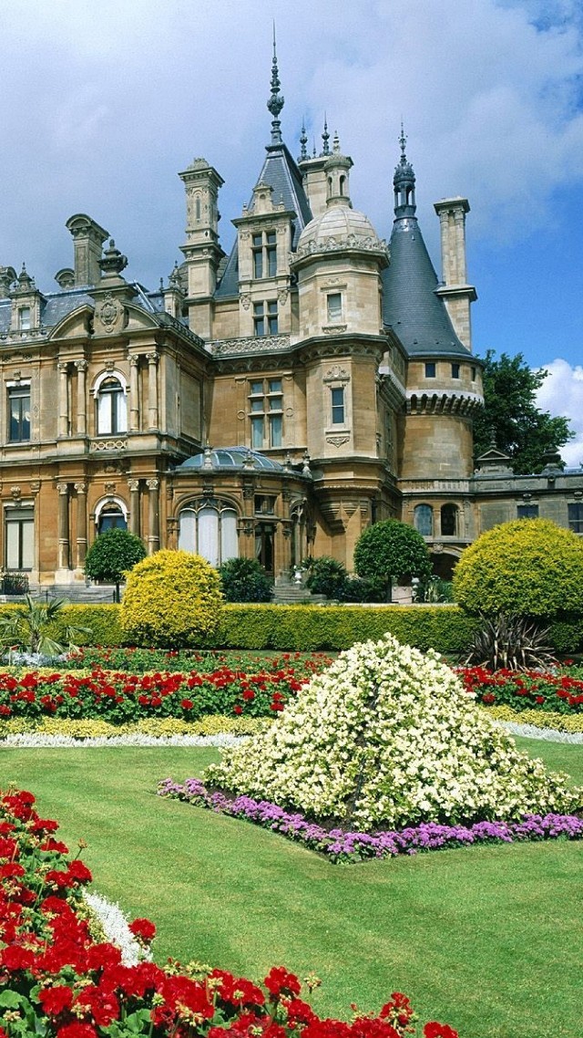 Large building flowers trees bushes free wallpaper - medium preview image
