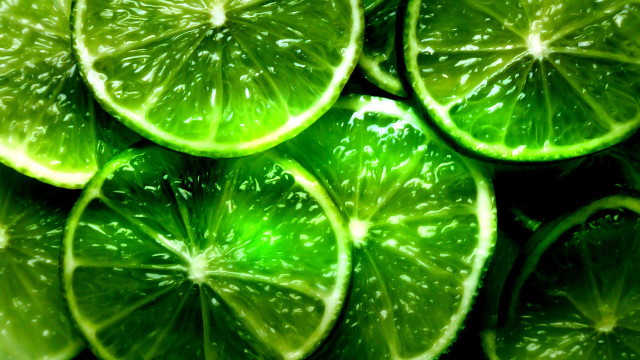 Limes water droplets green nature free wallpaper - medium preview image