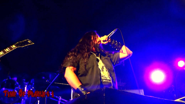 Man long hair stage microphone free wallpaper - medium preview image
