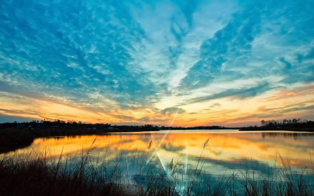 Lake sunset clouds reflection water free wallpaper - medium preview image