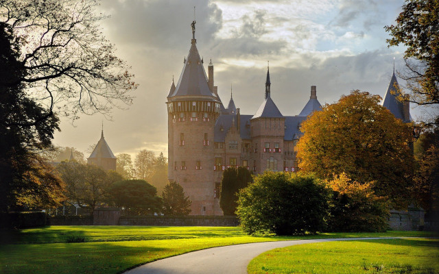 Castle path park trees grass #2 free wallpaper - medium preview image