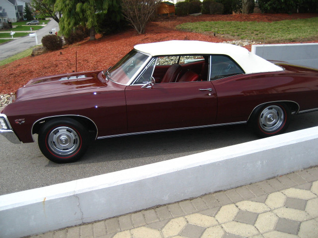 Maroon white car parked road free wallpaper - medium preview image