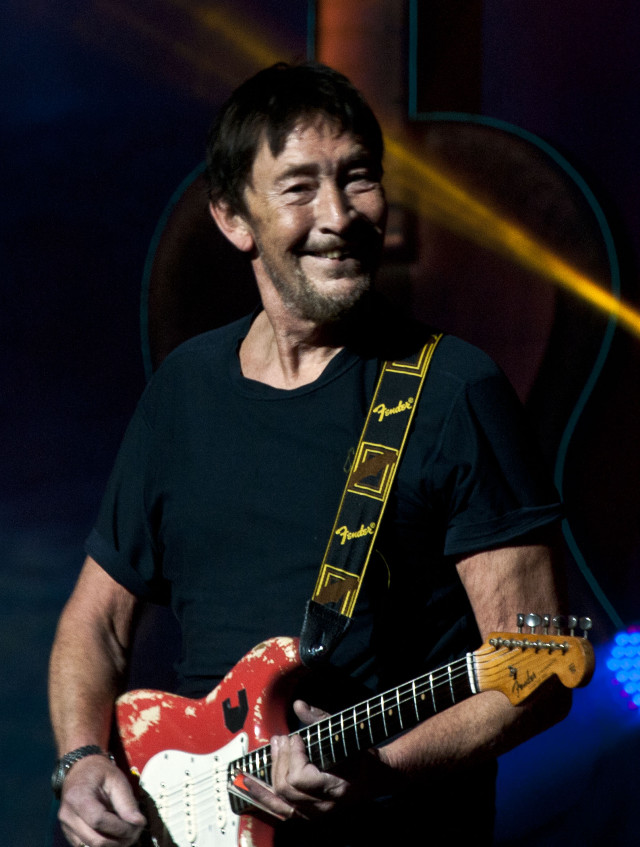 Man guitar microphone performance singer free wallpaper - medium preview image