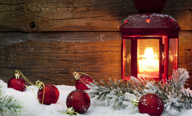 Lantern lit snow christmas decorations free wallpaper - medium preview image
