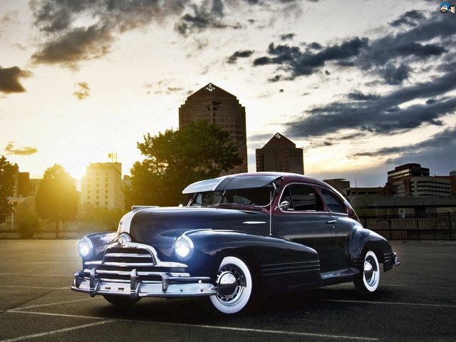 Classic car sunset parking lot free wallpaper - medium preview image