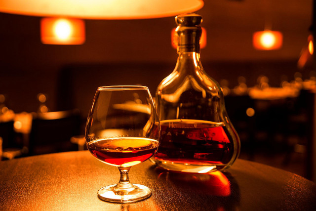 Glass wine bottle table restaurant free wallpaper - medium preview image