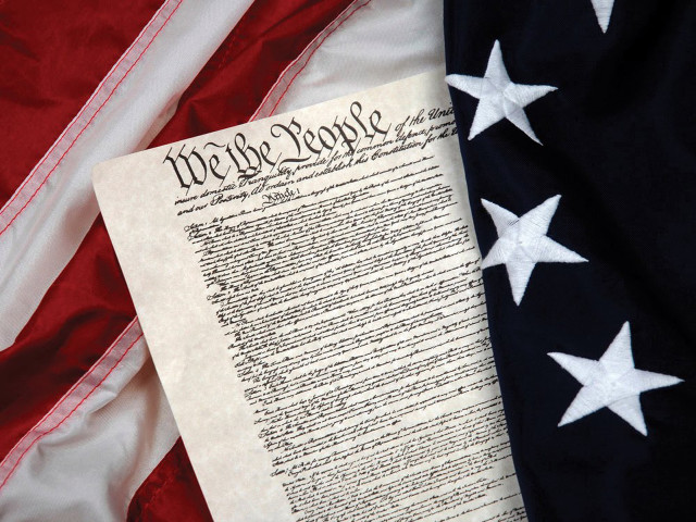Us flag declaration close up free wallpaper - medium preview image