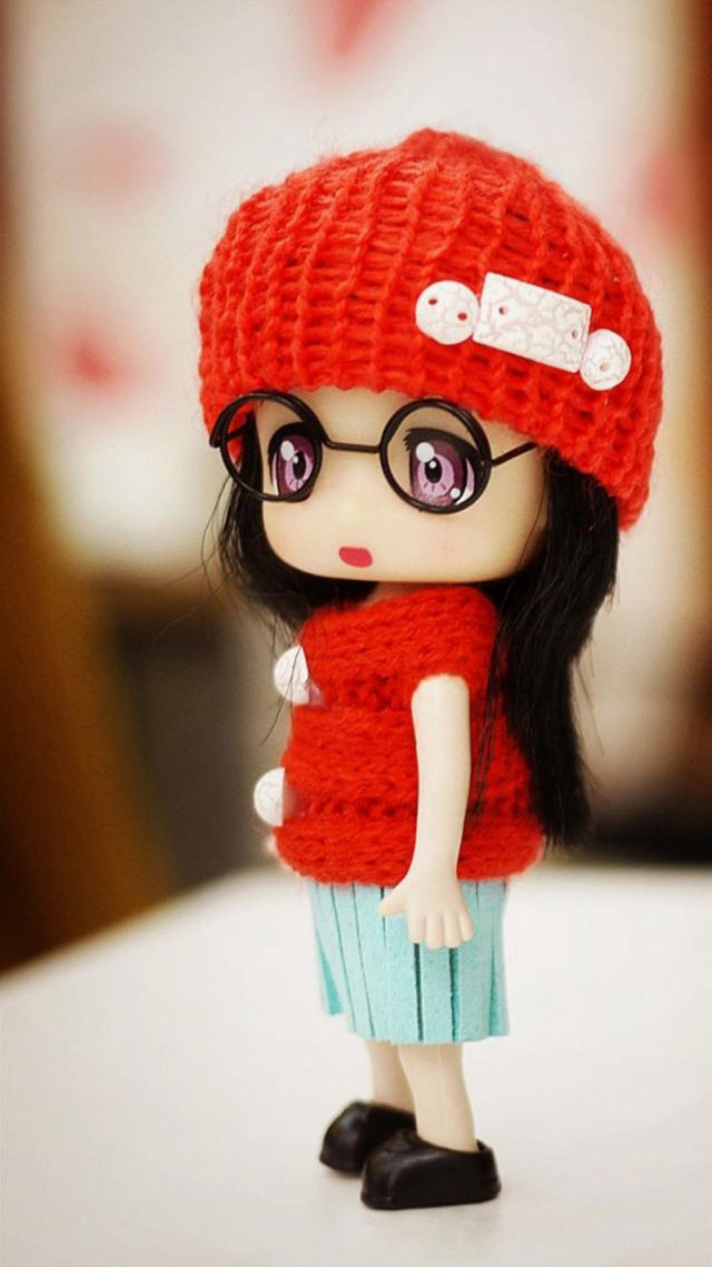 Doll glasses red hat table free wallpaper - medium preview image