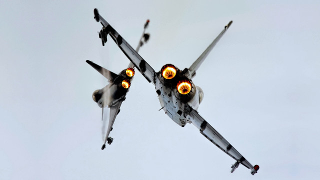 Fighter jet cloudy sky lights #2 free wallpaper - medium preview image